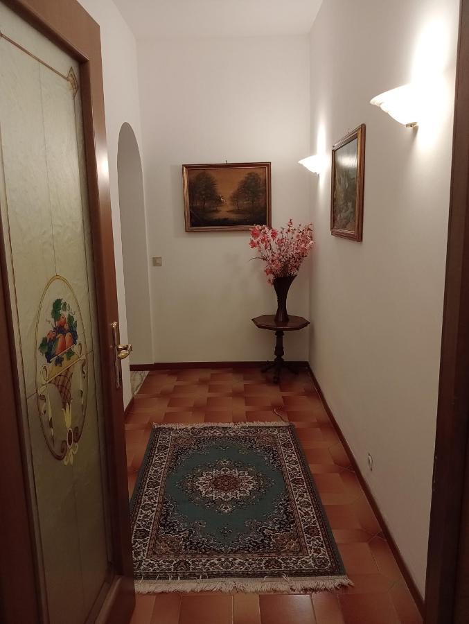 Bici Grill Decimo Miglio Aeroporto Ciampino Francigena Country House 외부 사진